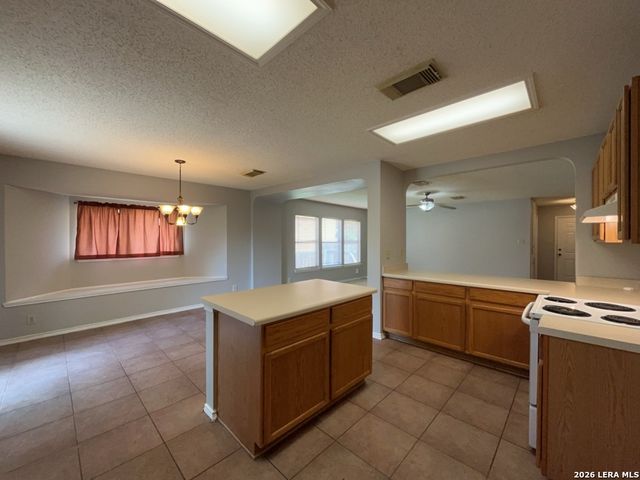 7322 Raintree Forest, San Antonio, TX 78233
