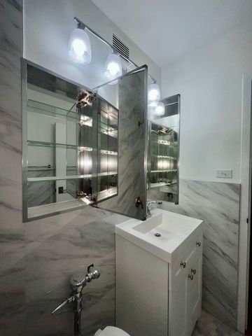 1550 N LAKE SHORE Drive 2F, Chicago, IL 60610