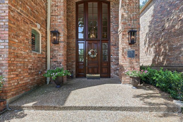 5909 Club Hill Place, Dallas, TX 75248