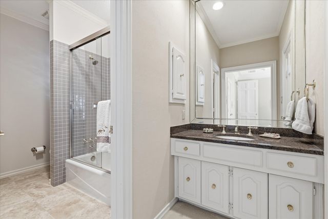 5909 Club Hill Place, Dallas, TX 75248