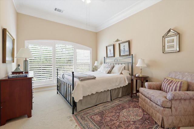 5909 Club Hill Place, Dallas, TX 75248