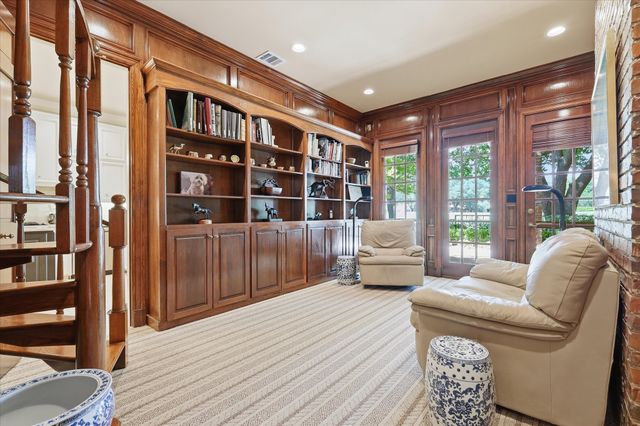 5909 Club Hill Place, Dallas, TX 75248