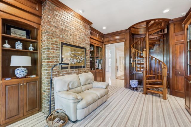 5909 Club Hill Place, Dallas, TX 75248