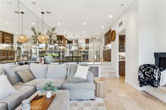 8212 Marina Pacifica North, Long Beach, CA 90803