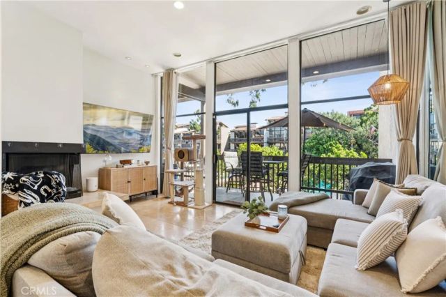 8212 Marina Pacifica North, Long Beach, CA 90803