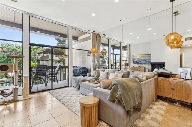 8212 Marina Pacifica North, Long Beach, CA 90803