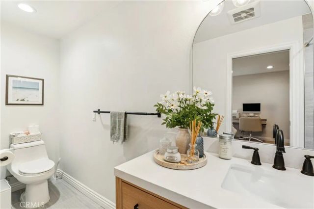 8212 Marina Pacifica North, Long Beach, CA 90803