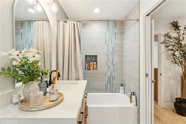 8212 Marina Pacifica North, Long Beach, CA 90803