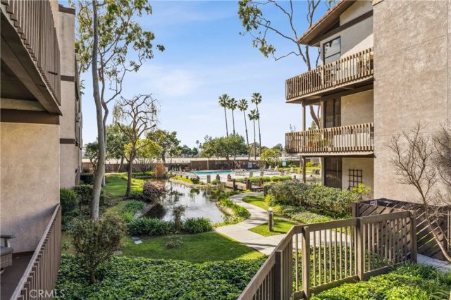 8212 Marina Pacifica North, Long Beach, CA 90803