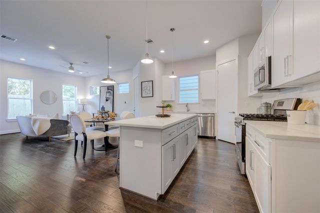847 Rachel Street B, Houston, TX 77091