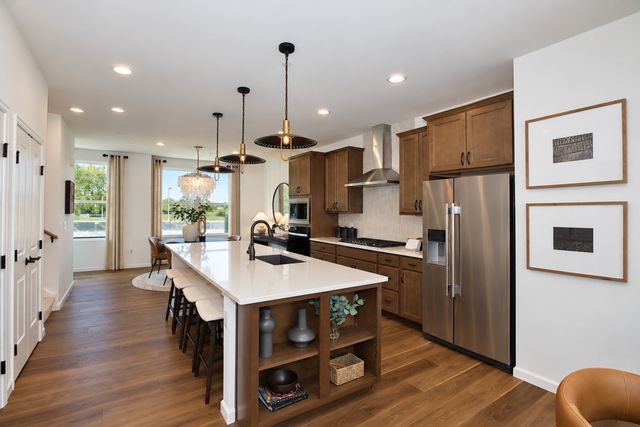 1711 Pratt Court 24166, Hoffman Estates, IL 60192