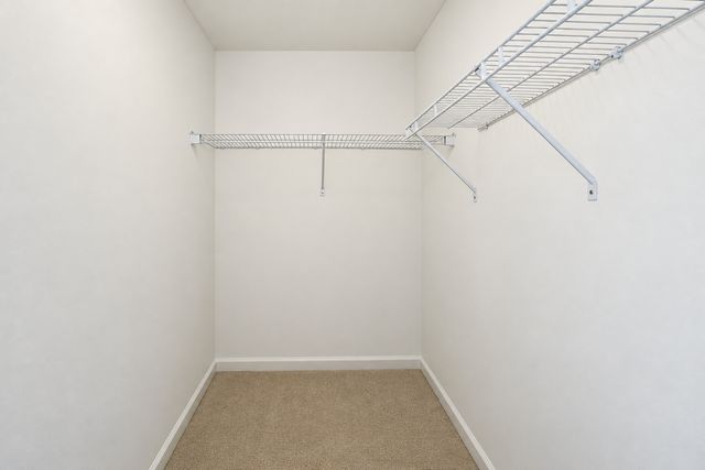 1711 Pratt Court 24166, Hoffman Estates, IL 60192