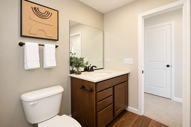 1711 Pratt Court 24166, Hoffman Estates, IL 60192