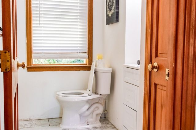 4 Robinette Rd, Stoughton, MA 02072