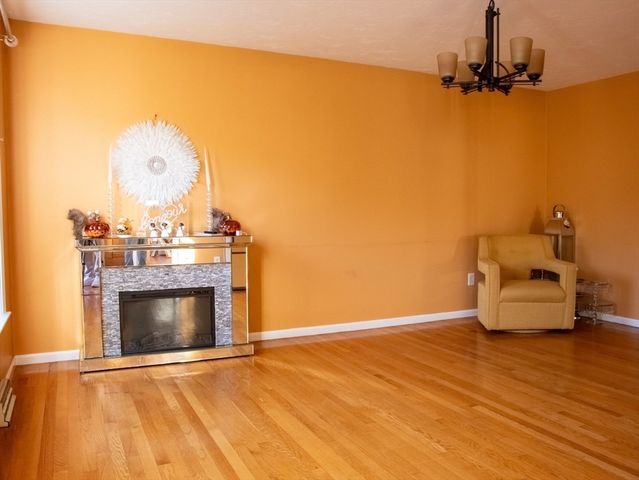 4 Robinette Rd, Stoughton, MA 02072