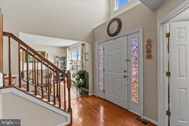 180 HUNTER CREEK DR, York, PA 17406