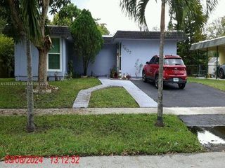 7907 NW 73rd Avenue, Tamarac, FL 33321