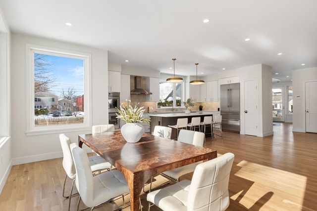 12 Brandon St, Lexington, MA 02420