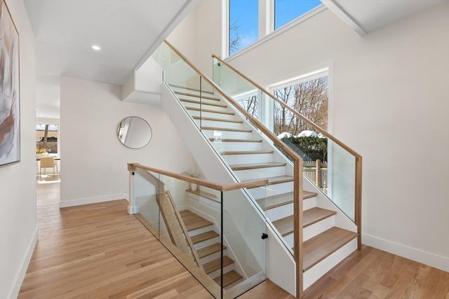 12 Brandon St, Lexington, MA 02420