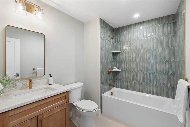 12 Brandon St, Lexington, MA 02420