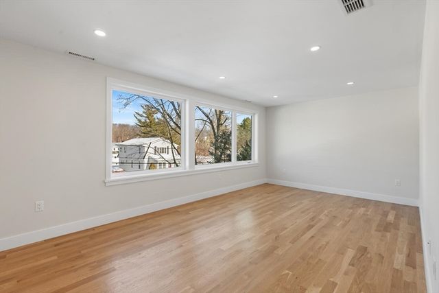 12 Brandon St, Lexington, MA 02420