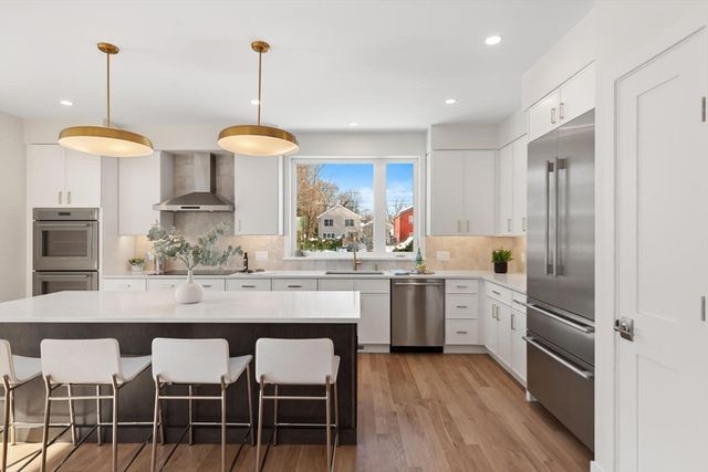 12 Brandon St, Lexington, MA 02420