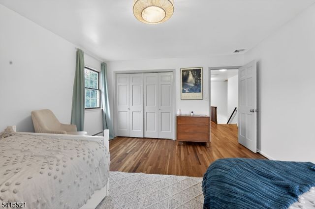 8 Telfer Dr, Vernon Twp., NJ 07418