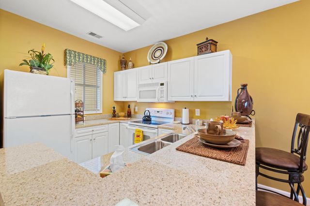 601 Hillside Dr N Apt 4122, North Myrtle Beach, SC 29582