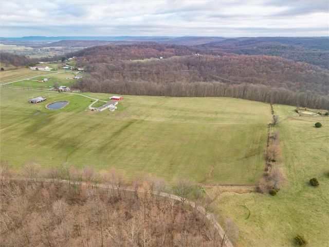 1926 Fairview Rd, Peebles, OH 45660