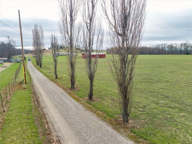 1926 Fairview Rd, Peebles, OH 45660