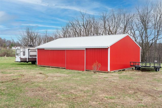 1926 Fairview Rd, Peebles, OH 45660