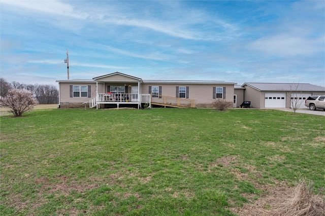 1926 Fairview Rd, Peebles, OH 45660