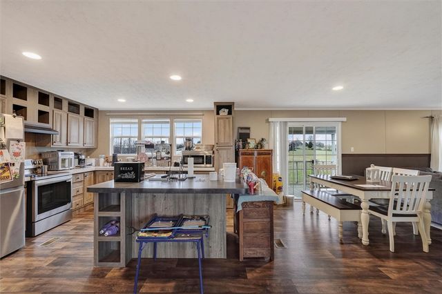 1926 Fairview Rd, Peebles, OH 45660
