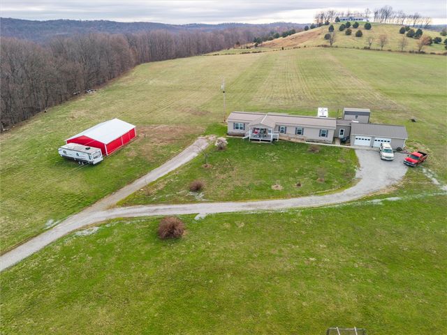1926 Fairview Rd, Peebles, OH 45660