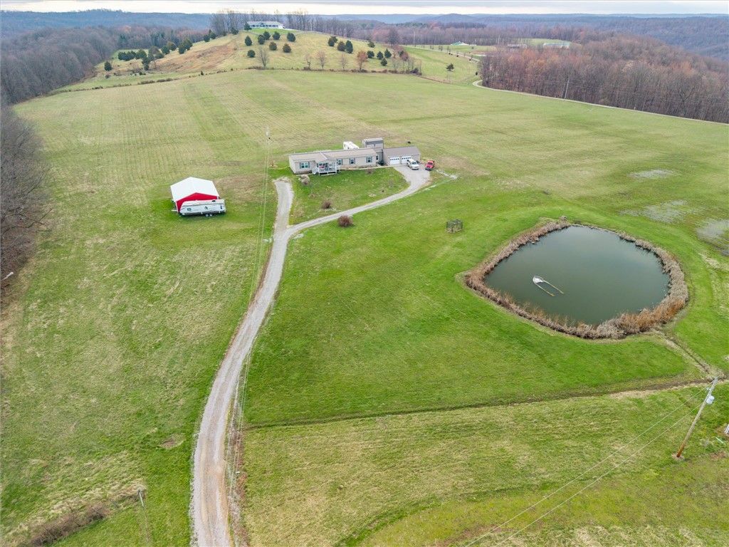 1926 Fairview Rd, Peebles, OH 45660