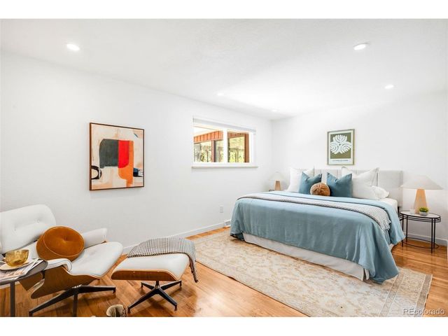 2560 Queen St, Lakewood, CO 80215