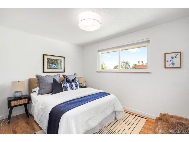 2560 Queen St, Lakewood, CO 80215