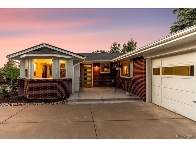 2560 Queen St, Lakewood, CO 80215