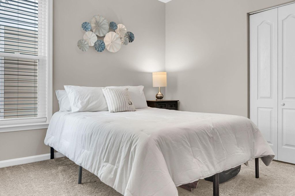 Image 18 of property listing at 2224 Egret Crest Lane, Charleston, SC 29414