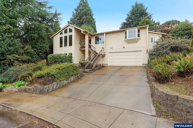 1382 Kashmir Dr S, Salem, OR 97306