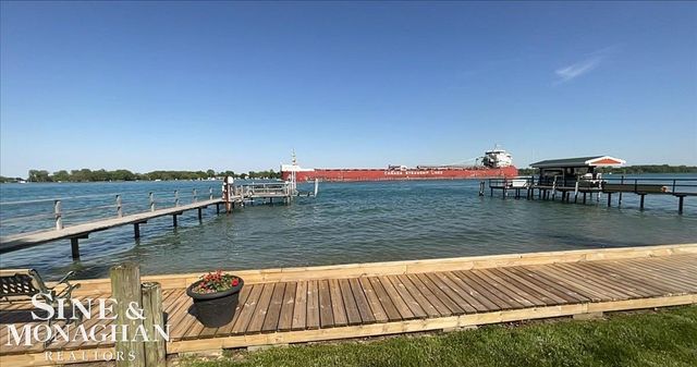 9377 River Road, Clay Twp, MI 48001