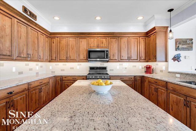 9377 River Road, Clay Twp, MI 48001
