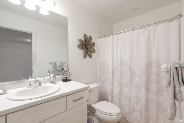 8254 W CASCADE VIEW WAY, Magna, UT 84044