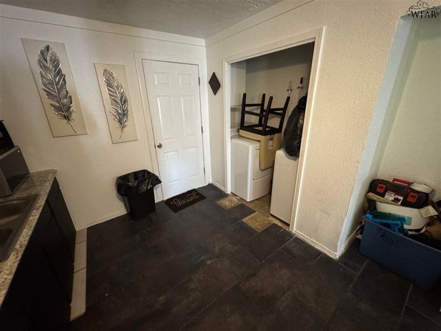 1210 33RD STREET, Wichita Falls, TX 76302