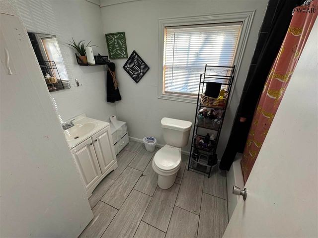 1210 33RD STREET, Wichita Falls, TX 76302