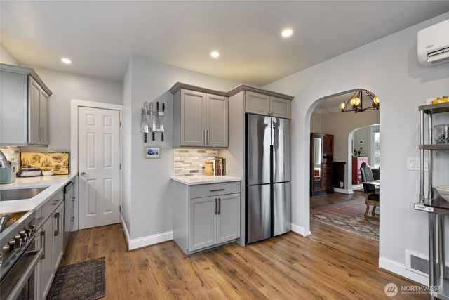 1211 S 17th Street, Tacoma, WA 98405