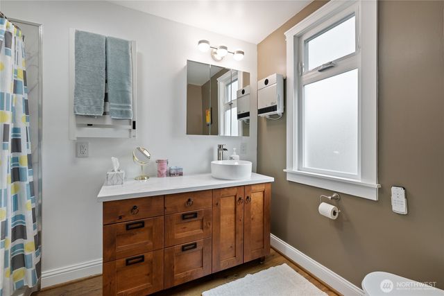 1211 S 17th Street, Tacoma, WA 98405