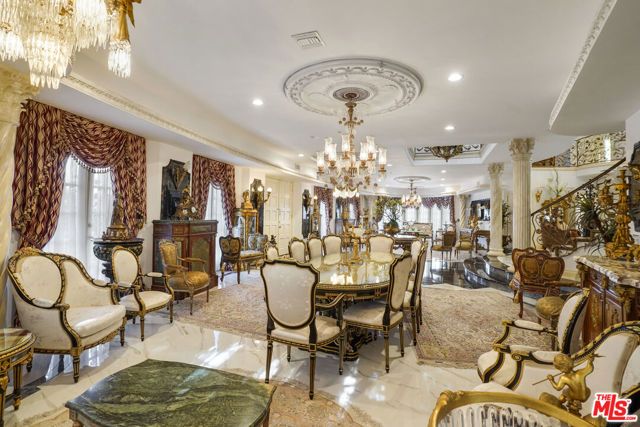 2258 Gloaming Way, Beverly Hills, CA 90210