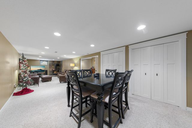 20 Mitchell Drive, Faribault, MN 55021