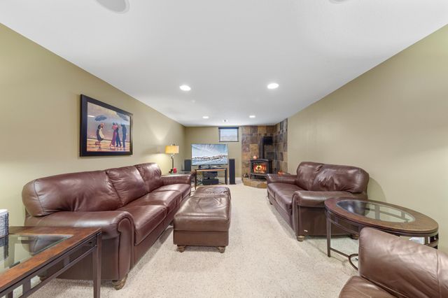 20 Mitchell Drive, Faribault, MN 55021